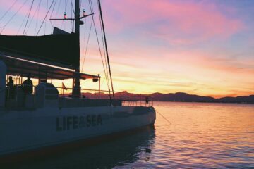 Catamaran Mallorca life and sea sunset